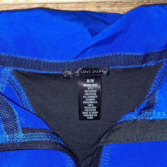 athletic jacket - Picture 3 of 4